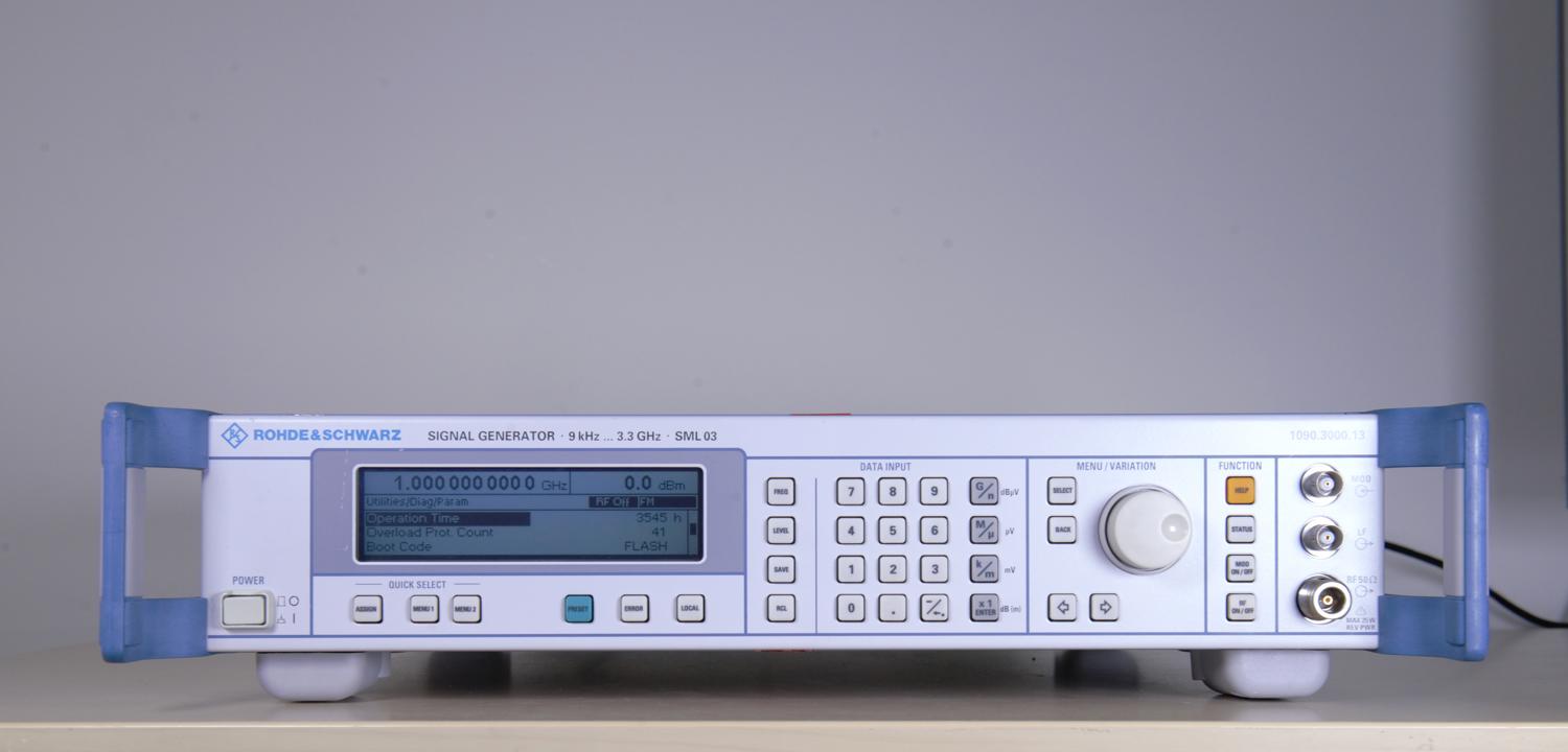 ROHDE&SCHWARZ SML01 Тестовая страницв
